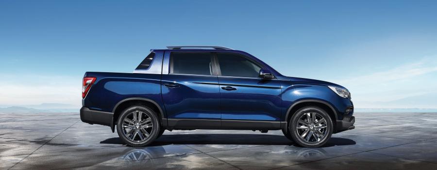 SsangYong Rexton Sports (Q200) 2018 года  (KR) (фото 2 из 40)